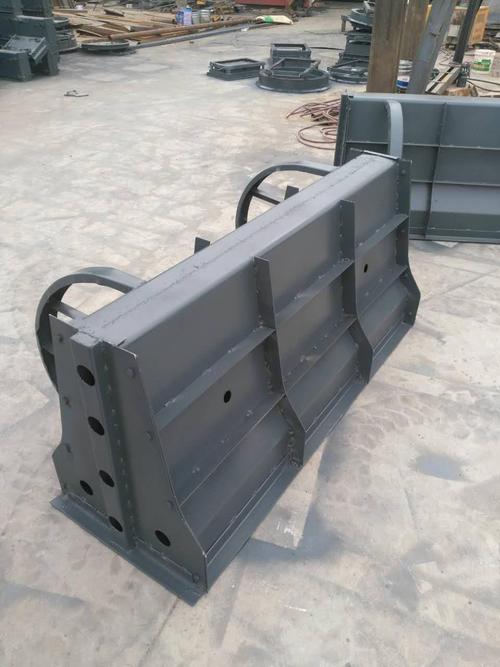 隔离墩模具 高速隔离墩模具 隔离墩模具厂家